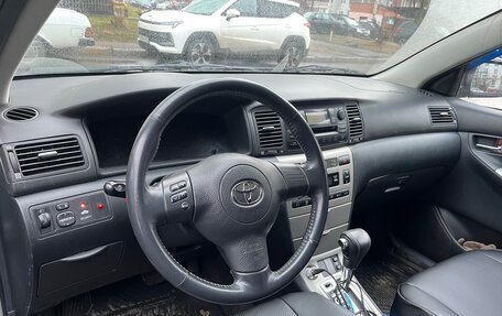 Toyota Corolla, 2004 год, 699 000 рублей, 3 фотография