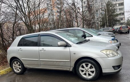 Toyota Corolla, 2004 год, 699 000 рублей, 2 фотография