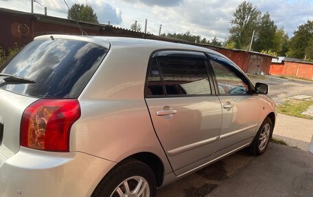 Toyota Corolla, 2004 год, 699 000 рублей, 10 фотография