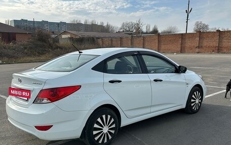 Hyundai Solaris II рестайлинг, 2012 год, 750 000 рублей, 7 фотография