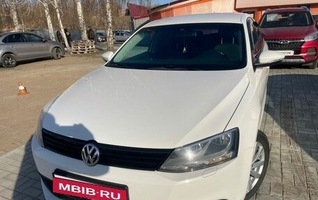Volkswagen Jetta VI, 2013 год, 1 195 000 рублей, 13 фотография