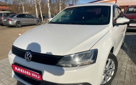 Volkswagen Jetta VI, 2013 год, 1 195 000 рублей, 11 фотография