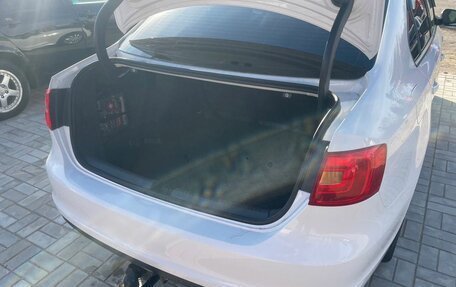 Volkswagen Jetta VI, 2013 год, 1 195 000 рублей, 22 фотография