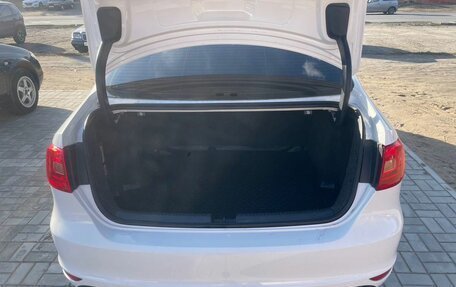 Volkswagen Jetta VI, 2013 год, 1 195 000 рублей, 23 фотография