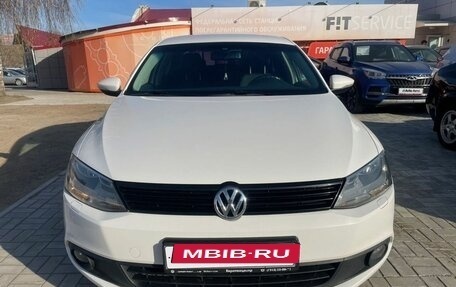 Volkswagen Jetta VI, 2013 год, 1 195 000 рублей, 25 фотография