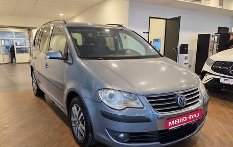 Volkswagen Touran III, 2007 год, 610 000 рублей, 5 фотография