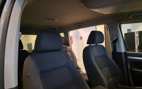 Volkswagen Touran III, 2007 год, 610 000 рублей, 18 фотография