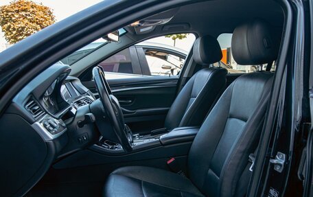 BMW 5 серия, 2016 год, 2 095 000 рублей, 11 фотография