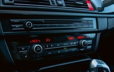 BMW 5 серия, 2016 год, 2 095 000 рублей, 15 фотография