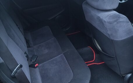 Mitsubishi Outlander III рестайлинг 3, 2003 год, 400 000 рублей, 6 фотография