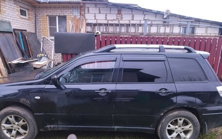 Mitsubishi Outlander III рестайлинг 3, 2003 год, 400 000 рублей, 3 фотография