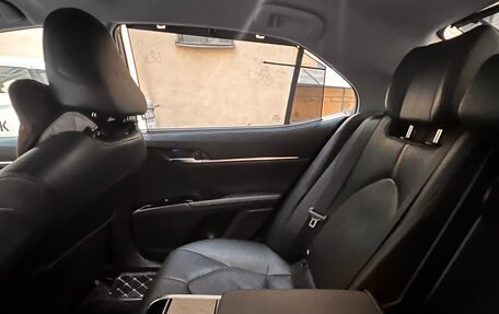 Toyota Camry, 2021 год, 3 650 000 рублей, 12 фотография