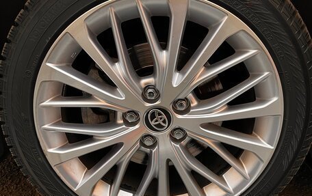 Toyota Camry, 2021 год, 3 650 000 рублей, 18 фотография