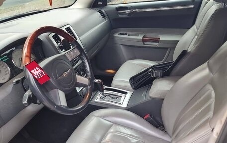 Chrysler 300C II, 2006 год, 580 000 рублей, 6 фотография