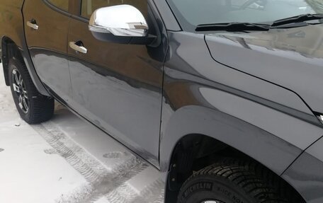 Mitsubishi L200 IV рестайлинг, 2019 год, 2 800 000 рублей, 3 фотография