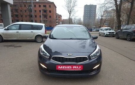 KIA cee'd III, 2017 год, 1 330 000 рублей, 2 фотография