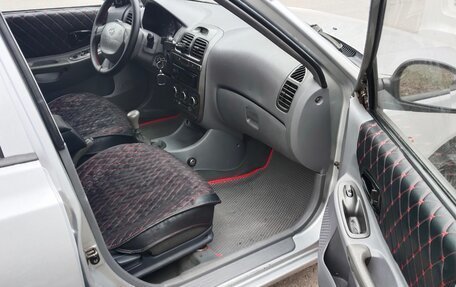 Hyundai Accent II, 2006 год, 400 000 рублей, 3 фотография