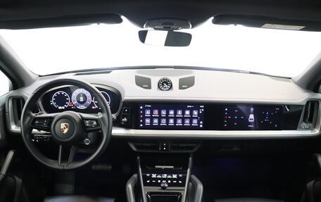 Porsche Cayenne III, 2023 год, 13 490 000 рублей, 10 фотография