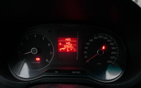 Volkswagen Polo VI (EU Market), 2012 год, 750 000 рублей, 15 фотография