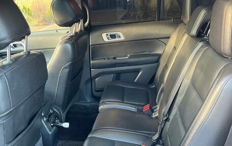 Ford Explorer VI, 2013 год, 1 600 000 рублей, 7 фотография