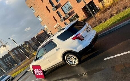 Ford Explorer VI, 2013 год, 1 600 000 рублей, 4 фотография