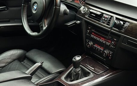 BMW 3 серия, 2007 год, 1 500 000 рублей, 13 фотография