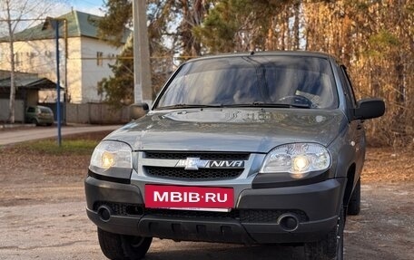 Chevrolet Niva I рестайлинг, 2010 год, 325 000 рублей, 3 фотография