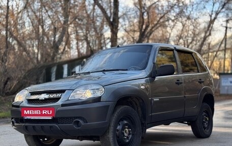 Chevrolet Niva I рестайлинг, 2010 год, 325 000 рублей, 6 фотография