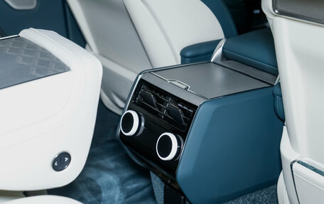 Land Rover Range Rover IV рестайлинг, 2025 год, 31 400 000 рублей, 36 фотография