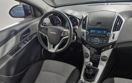 Chevrolet Cruze II, 2013 год, 689 000 рублей, 15 фотография