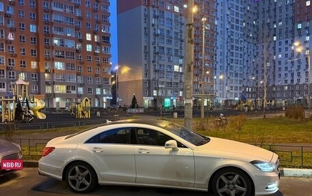 Mercedes-Benz CLS, 2011 год, 2 700 000 рублей, 4 фотография