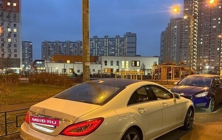 Mercedes-Benz CLS, 2011 год, 2 700 000 рублей, 5 фотография