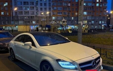 Mercedes-Benz CLS, 2011 год, 2 700 000 рублей, 3 фотография
