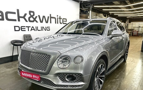 Bentley Bentayga I, 2016 год, 7 500 000 рублей, 2 фотография