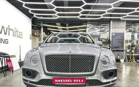 Bentley Bentayga I, 2016 год, 7 500 000 рублей, 6 фотография