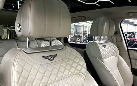 Bentley Bentayga I, 2016 год, 7 500 000 рублей, 28 фотография