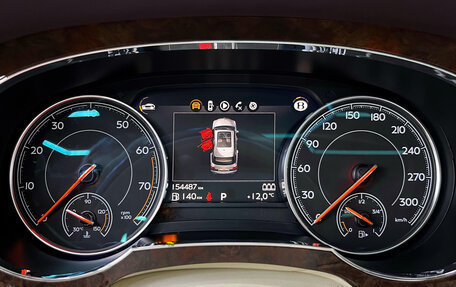 Bentley Bentayga I, 2016 год, 7 500 000 рублей, 40 фотография