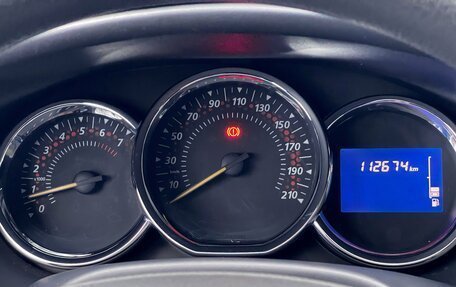 Renault Sandero II рестайлинг, 2017 год, 899 000 рублей, 25 фотография