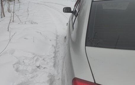 Toyota Avensis III рестайлинг, 2005 год, 650 000 рублей, 15 фотография