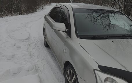 Toyota Avensis III рестайлинг, 2005 год, 650 000 рублей, 18 фотография