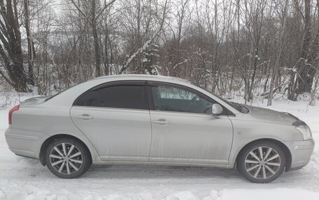 Toyota Avensis III рестайлинг, 2005 год, 650 000 рублей, 17 фотография