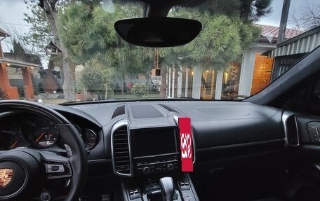 Porsche Cayenne III, 2010 год, 2 500 000 рублей, 9 фотография