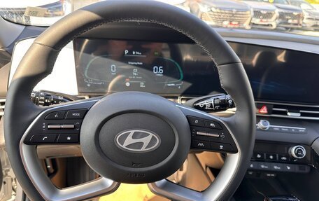 Hyundai Elantra, 2025 год, 2 100 000 рублей, 15 фотография