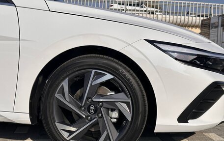 Hyundai Elantra, 2025 год, 2 100 000 рублей, 8 фотография