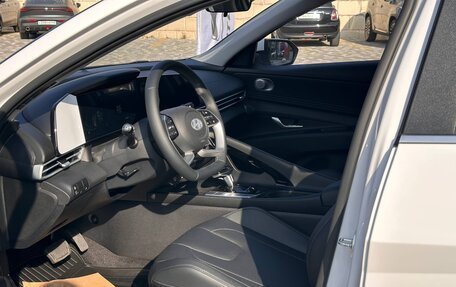 Hyundai Elantra, 2025 год, 2 100 000 рублей, 13 фотография