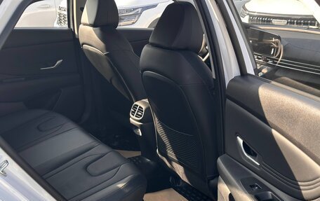 Hyundai Elantra, 2025 год, 2 100 000 рублей, 25 фотография