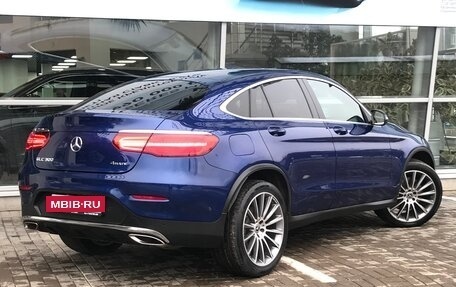 Mercedes-Benz GLC Coupe, 2017 год, 3 290 000 рублей, 3 фотография