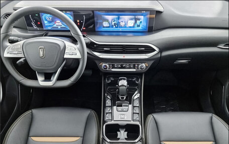 FAW Bestune T77, 2024 год, 2 099 000 рублей, 17 фотография