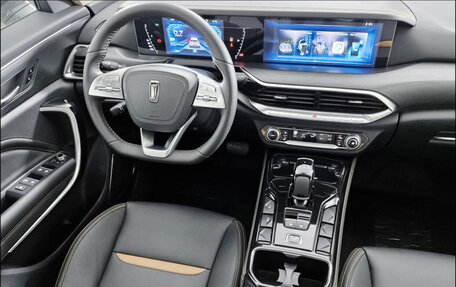 FAW Bestune T77, 2024 год, 2 099 000 рублей, 21 фотография