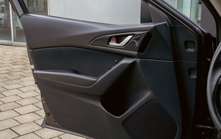 Mazda 3, 2016 год, 1 365 000 рублей, 12 фотография